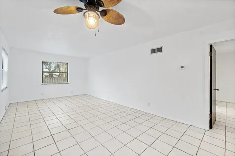 626 N Federal Highway Lake Worth Beach FL 33460