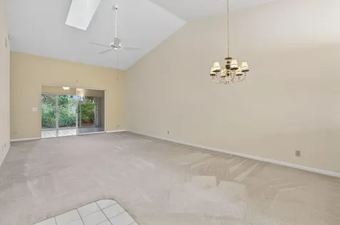 10819 Se Sea Pines Circle Hobe Sound FL 33455