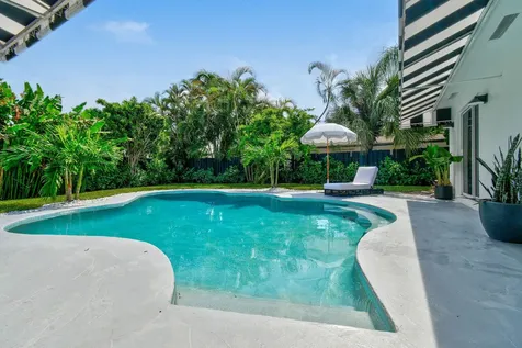7710 W Lake Drive Lake Clarke Shores FL 33406
