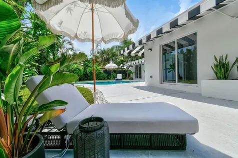 7710 W Lake Drive Lake Clarke Shores FL 33406