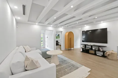 7710 W Lake Drive Lake Clarke Shores FL 33406