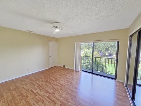 1482 N Lawnwood Circle Fort Pierce FL 34950