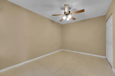 1721 Se Balmoral Court Port Saint Lucie FL 34952
