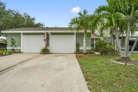 1721 Se Balmoral Court Port Saint Lucie FL 34952
