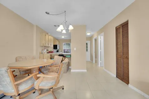 1721 Se Balmoral Court Port Saint Lucie FL 34952