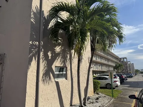 725 Lori Drive Palm Springs FL 33461