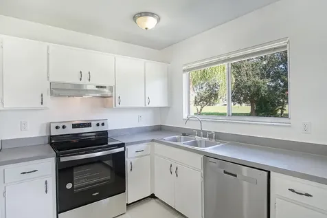 737 SW Belmont Circle Port Saint Lucie FL 34953