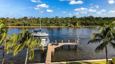 14140 Paradise Point Road Palm Beach Gardens FL 33410