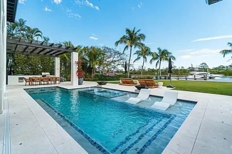 14140 Paradise Point Road Palm Beach Gardens FL 33410