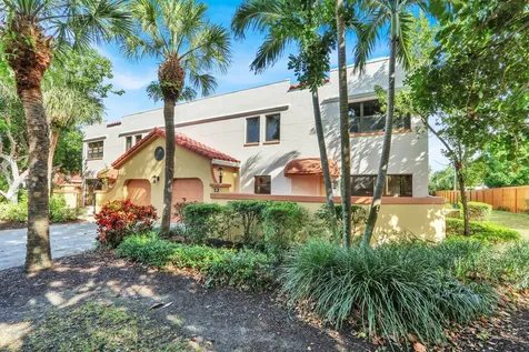 52 Uno Lago Drive Juno Beach FL 33408