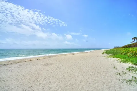 52 Uno Lago Drive Juno Beach FL 33408