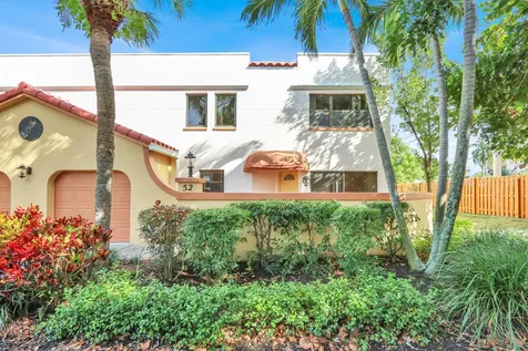 52 Uno Lago Drive Juno Beach FL 33408