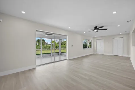 7290 Pinecone Terrace Lake Worth FL 33467