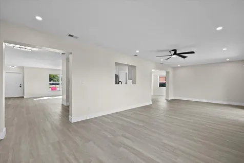 7290 Pinecone Terrace Lake Worth FL 33467