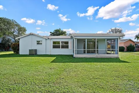 7290 Pinecone Terrace Lake Worth FL 33467