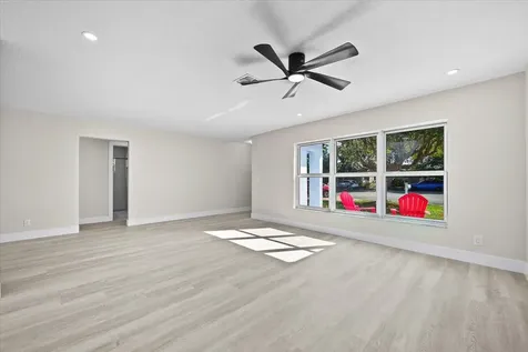 7290 Pinecone Terrace Lake Worth FL 33467