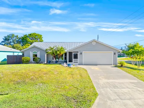 402 Watercrest Street Sebastian FL 32958