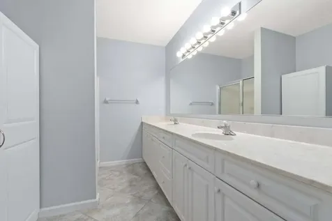 2087 Se Wild Meadow Circle Port Saint Lucie FL 34952