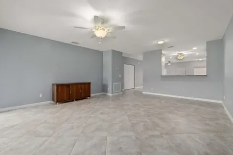 2087 Se Wild Meadow Circle Port Saint Lucie FL 34952