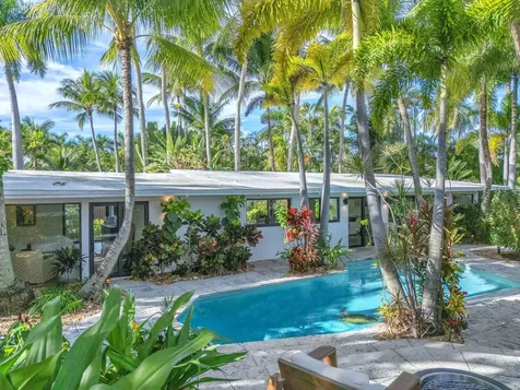 302 Coral Way Fort Lauderdale FL 33301