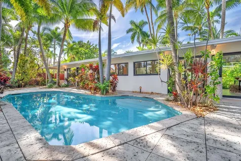 302 Coral Way Fort Lauderdale FL 33301