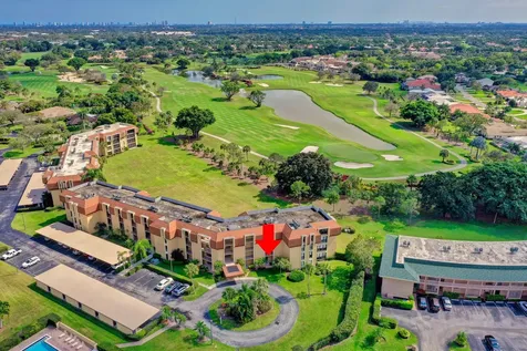 5390 Woodland Lakes Drive Palm Beach Gardens FL 33418