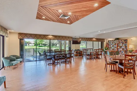 5390 Woodland Lakes Drive Palm Beach Gardens FL 33418