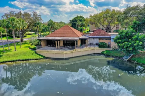5390 Woodland Lakes Drive Palm Beach Gardens FL 33418