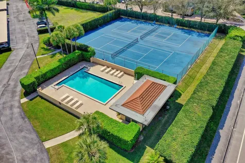 5390 Woodland Lakes Drive Palm Beach Gardens FL 33418