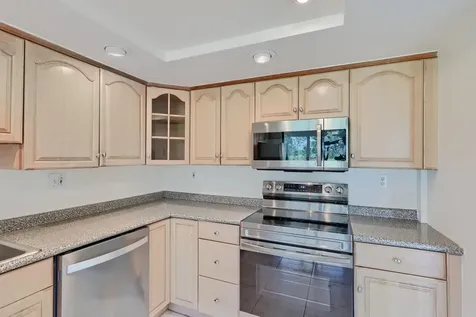 5390 Woodland Lakes Drive Palm Beach Gardens FL 33418