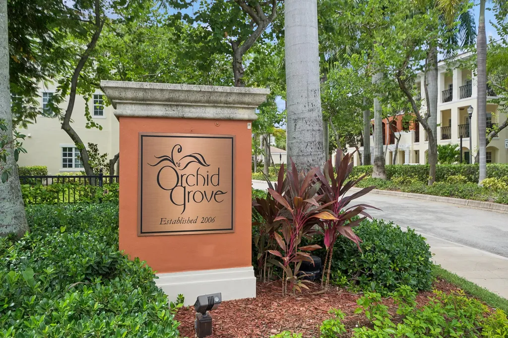 148 SW 7th Court Pompano Beach FL 33060