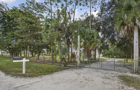 15098 77th Place Loxahatchee FL 33470