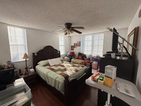 520 Sw 111th Avenue Pembroke Pines FL 33025
