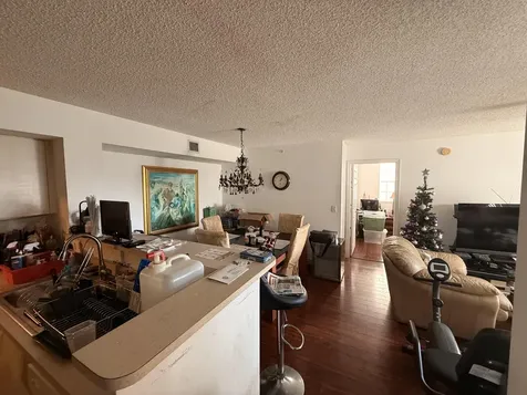 520 Sw 111th Avenue Pembroke Pines FL 33025