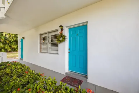 2929 Se Ocean Boulevard Stuart FL 34996