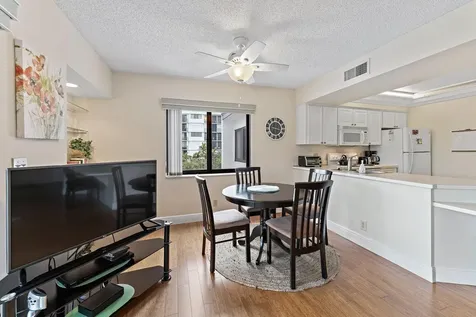 1605 S Us Highway 1 Jupiter FL 33477