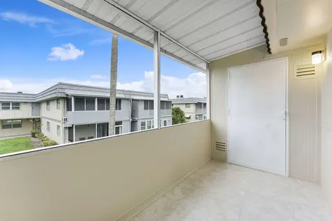 527 Brittany K Delray Beach FL 33446