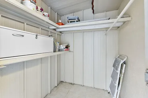 527 Brittany K Delray Beach FL 33446