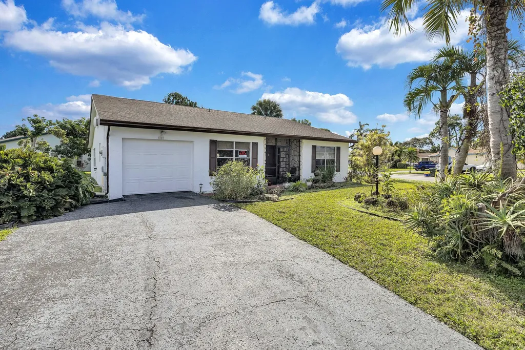 6137 Rainbow Circle Greenacres FL 33463