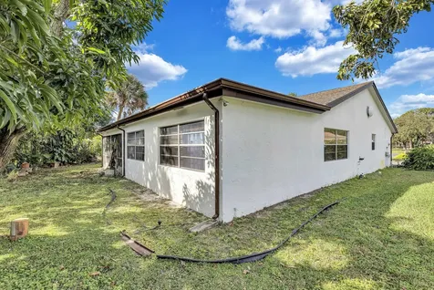 6137 Rainbow Circle Greenacres FL 33463