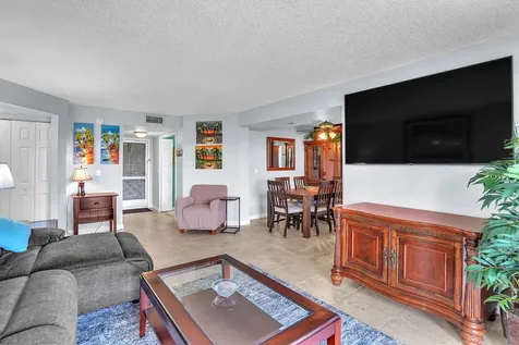 3959 Via Poinciana Lake Worth FL 33467