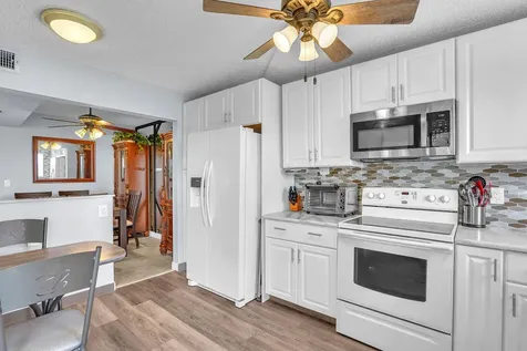 3959 Via Poinciana Lake Worth FL 33467