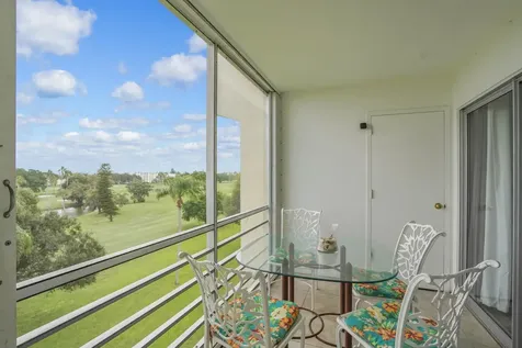 3959 Via Poinciana Lake Worth FL 33467