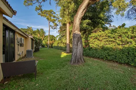 6825 Bridlewood Court Boca Raton FL 33433