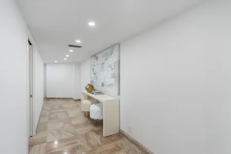 100 Lakeshore Drive North Palm Beach FL 33408