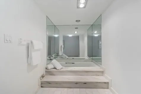 100 Lakeshore Drive North Palm Beach FL 33408