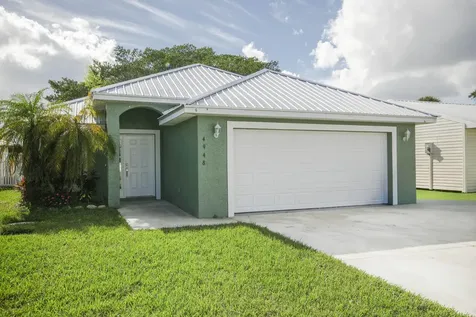 4948 Se 42nd Street Okeechobee FL 34974