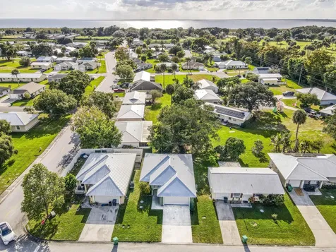 4948 Se 42nd Street Okeechobee FL 34974