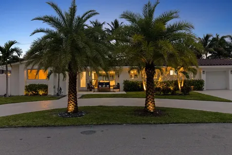 2862 Ne 35th Court Lighthouse Point FL 33064