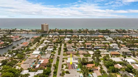 2862 Ne 35th Court Lighthouse Point FL 33064